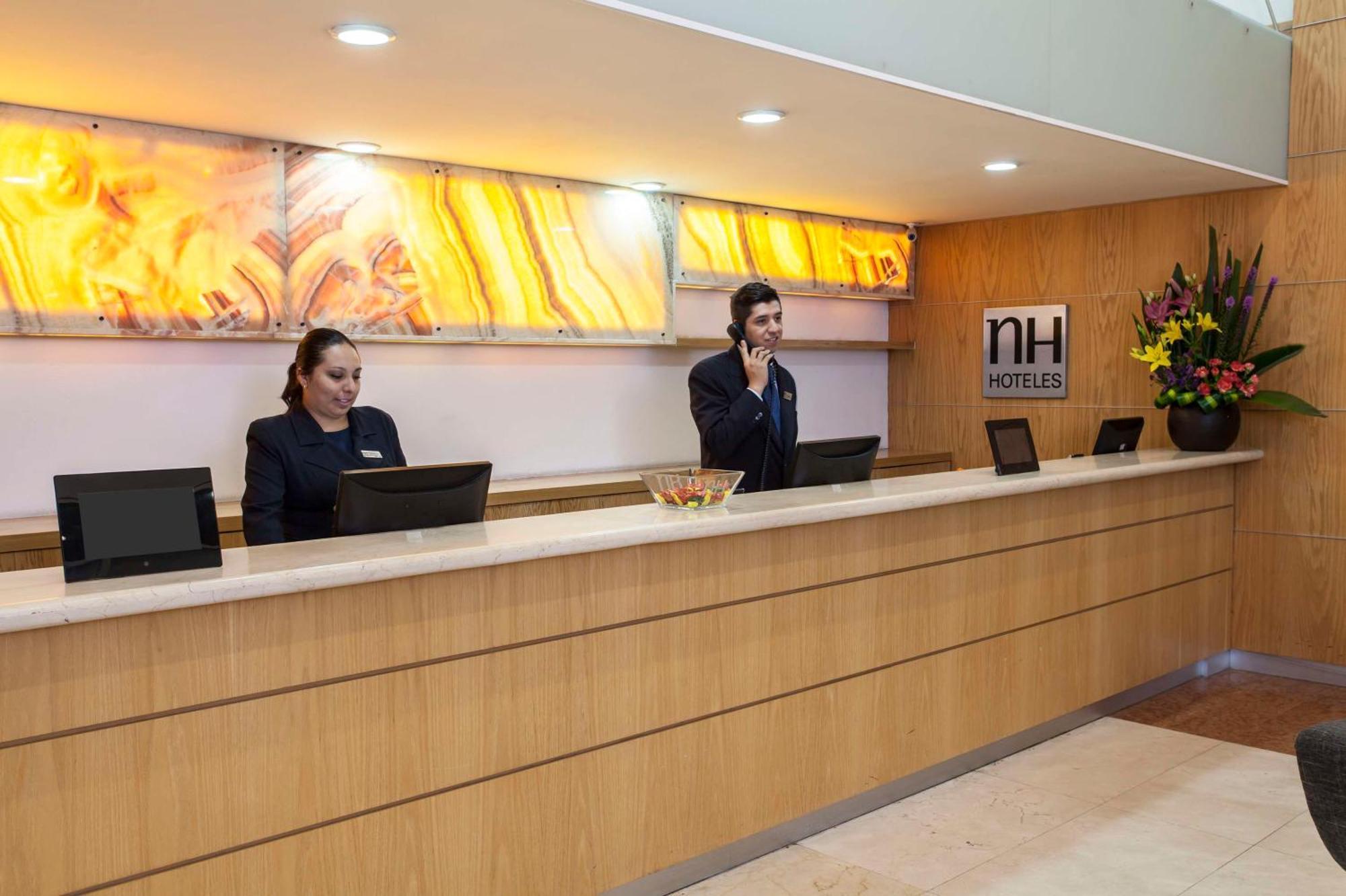 Nh Queretaro Hotel Екстериор снимка